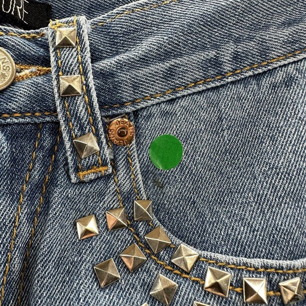 Love Culture Shorts Junior's Medium Blue Denim Distressed Studded Shorts Size M - Picture 4 of 16